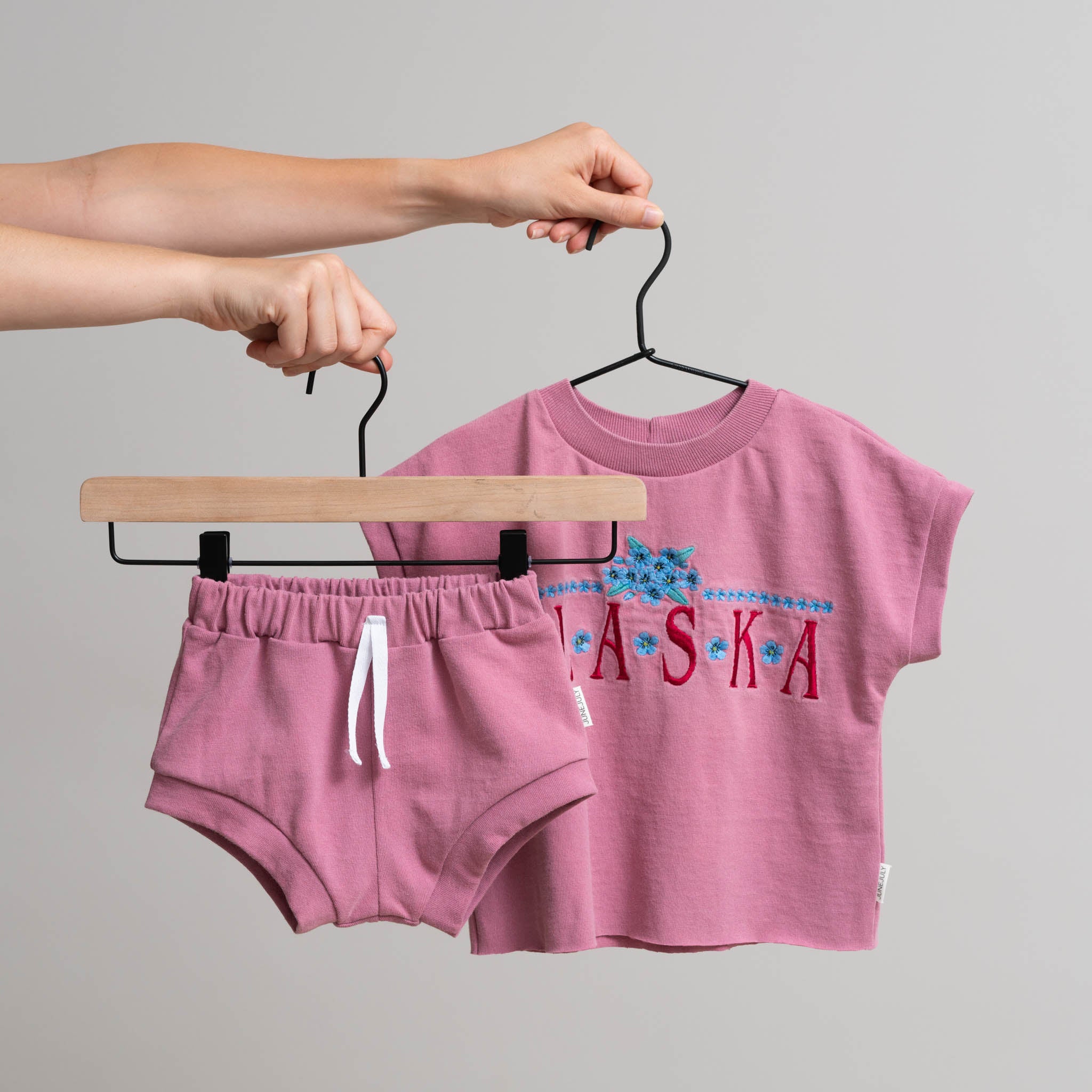 Two-Piece Set - Alaska